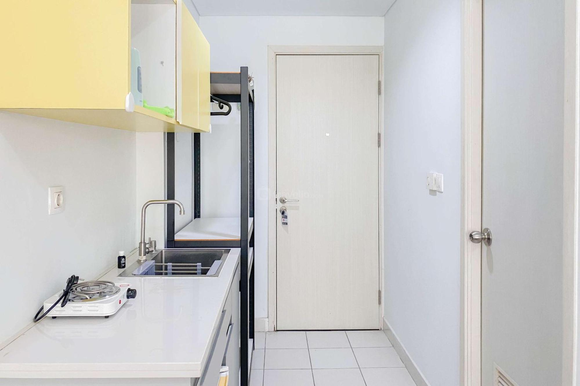 Cozy At Patraland Urbano By Travelio Apartemen Bekasi