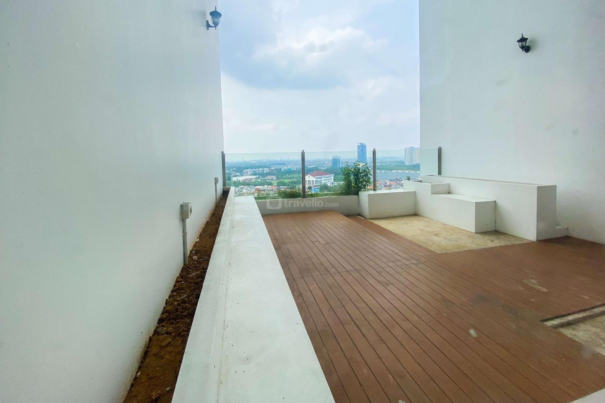 Apartemen Cozy At Patraland Urbano By Travelio Bekasi